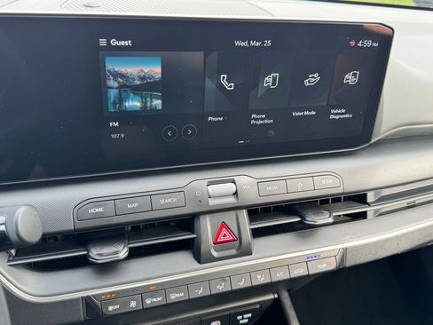 Used 2025 Kia K4 LXS image 23