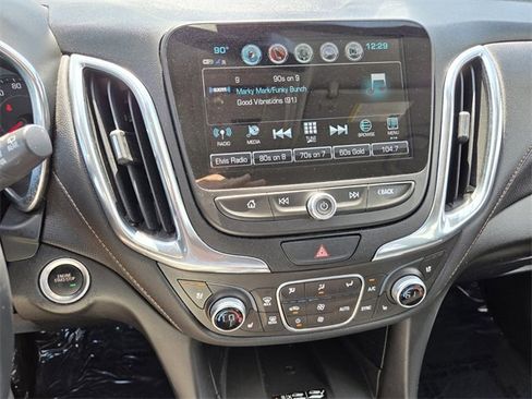 Certified 2018 Chevrolet Equinox Premier image 22