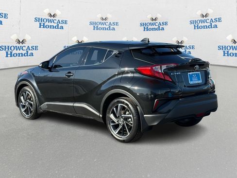 Used 2020 Toyota C-HR Limited image 5