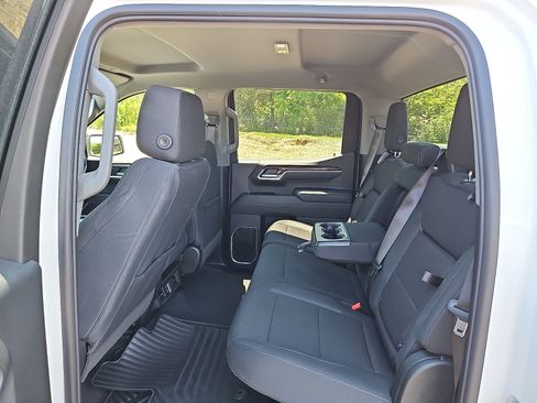Used 2025 GMC Sierra 1500 Elevation AWD/4WD image 10