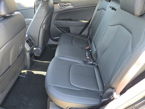 New 2026 Kia Sportage EX FWD image 7