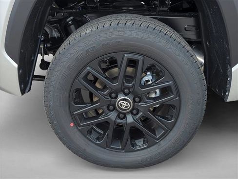 New 2026 Toyota Tundra Limited AWD/4WD image 9