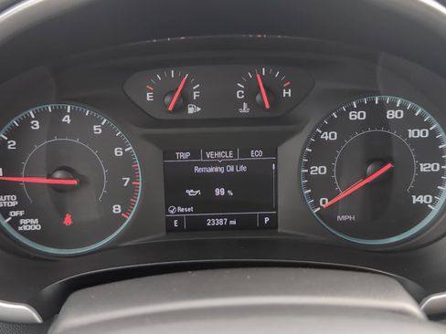 Used 2025 Chevrolet Malibu LT image 21