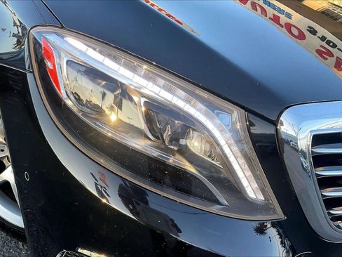 Used 2017 Mercedes-Benz S 550 Sedan image 29