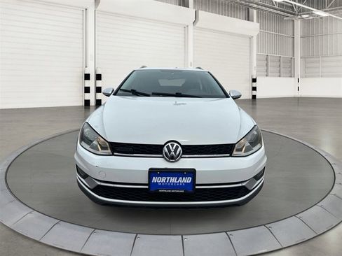 Used 2017 Volkswagen Golf Alltrack S AWD/4WD image 8