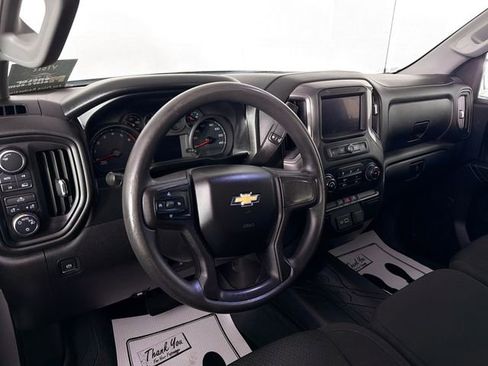 Used 2021 Chevrolet Silverado 1500 Custom AWD/4WD image 9