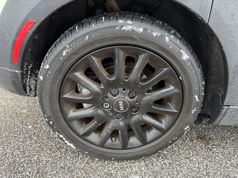 Used 2018 MINI Cooper S image 32