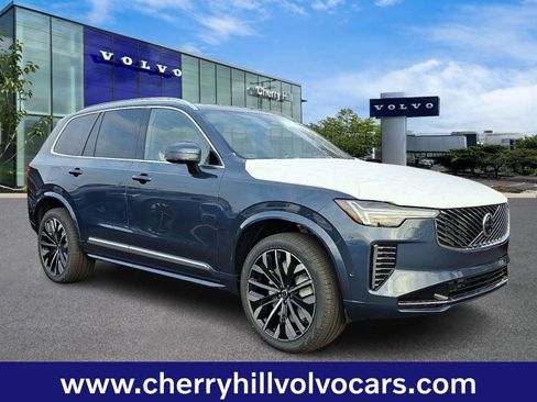 New 2026 Volvo XC90 B5 Plus image 1