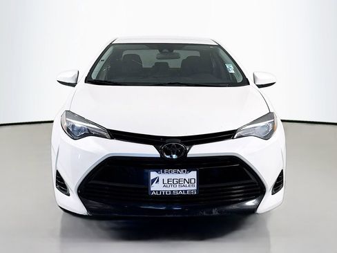 Used 2018 Toyota Corolla LE FWD image 2