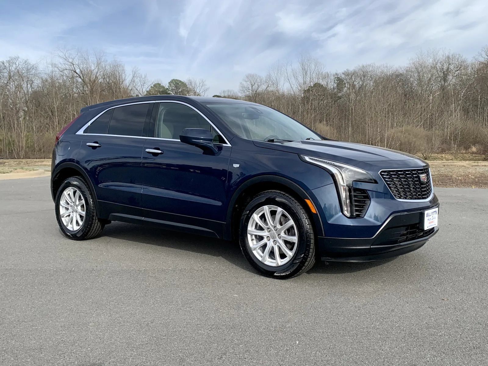 Used 2019 Cadillac XT4 Luxury FWD image 1