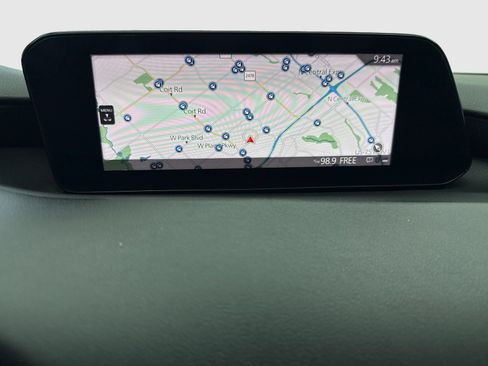 Used 2024 MAZDA MAZDA3 s FWD image 27