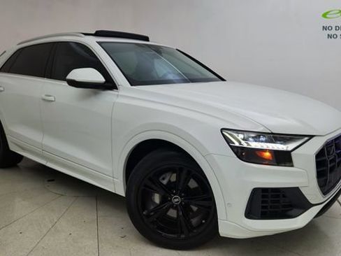 Used 2023 Audi Q8 Premium w/ Convenience Package AWD/4WD image 1