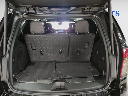 Used 2022 Chevrolet Tahoe Z71 image 4