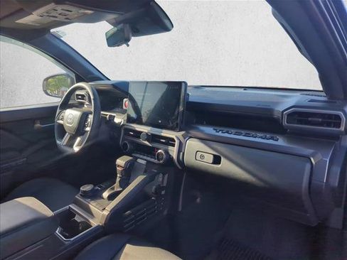 Certified 2025 Toyota Tacoma TRD Off-Road w/ TRD Off Road Premium Package AWD/4WD image 24