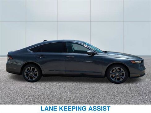 Used 2023 Honda Accord EX image 6