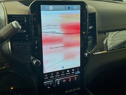 New 2026 RAM 2500 Limited w/ Towing Technology Group image 15