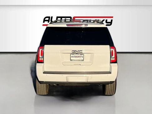 Used 2020 GMC Yukon SLT w/ HD Trailering Package image 6