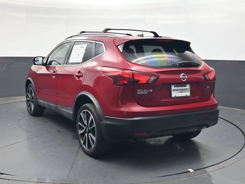 Used 2018 Nissan Rogue Sport SL FWD image 7