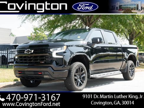 Used 2023 Chevrolet Silverado 1500 LT Trail Boss w/ LT Trail Boss Premium Package AWD/4WD image 1