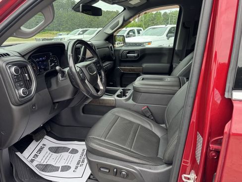 Used 2019 GMC Sierra 1500 Denali w/ Driver Alert Package II AWD/4WD image 2