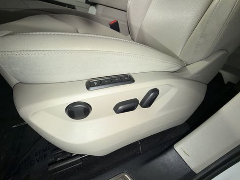 Used 2018 Volkswagen Atlas SEL image 14