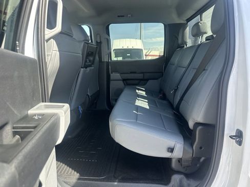 New 2025 Ford F550 4x4 Crew Cab Super Duty image 39