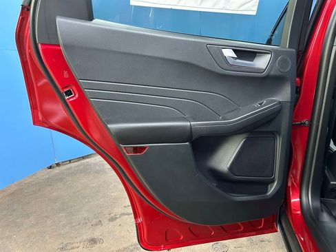 New 2026 Ford Escape Platinum w/ Premium Technology Package image 38