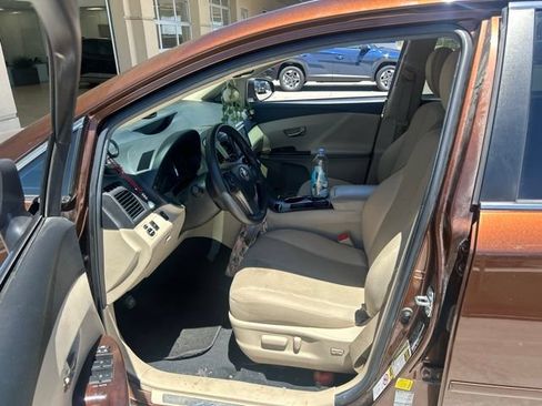 Used 2014 Toyota Venza LE w/ LE Convenience Package AWD/4WD image 5