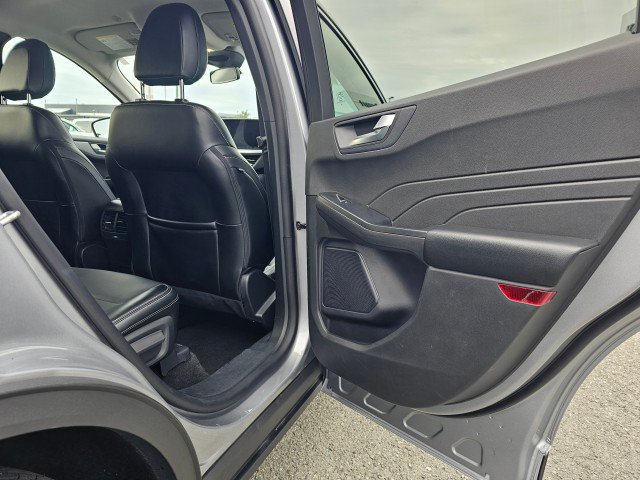 Used 2024 Ford Escape Platinum AWD/4WD image 15