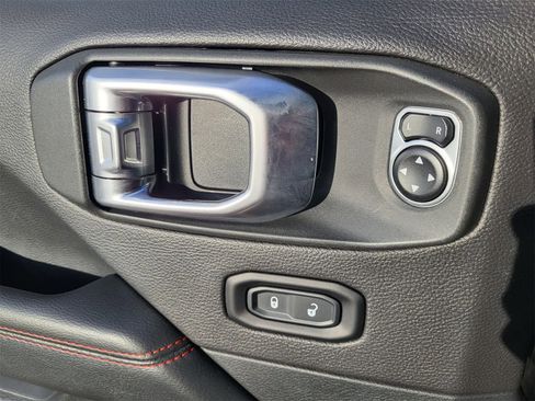 Used 2020 Jeep Wrangler Unlimited Rubicon image 25