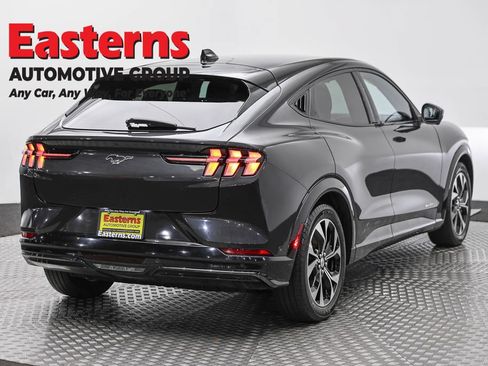 Used 2022 Ford Mustang Mach-E Premium AWD/4WD image 5