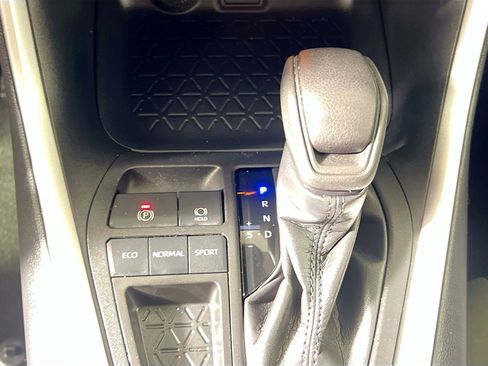 Used 2023 Toyota RAV4 XLE image 25