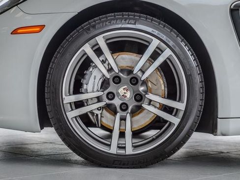 Used 2014 Porsche Panamera 4S Executive AWD/4WD image 13