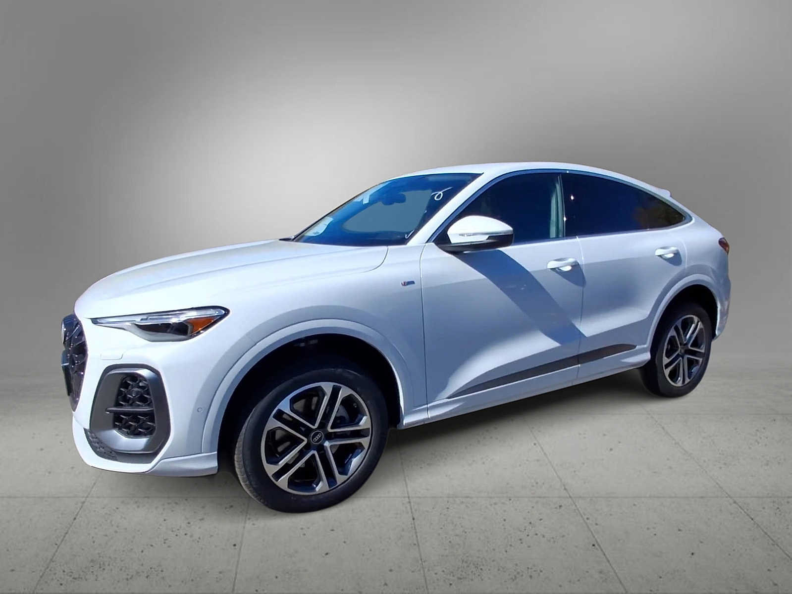 New 2026 Audi Q5 Premium Plus AWD/4WD image 4