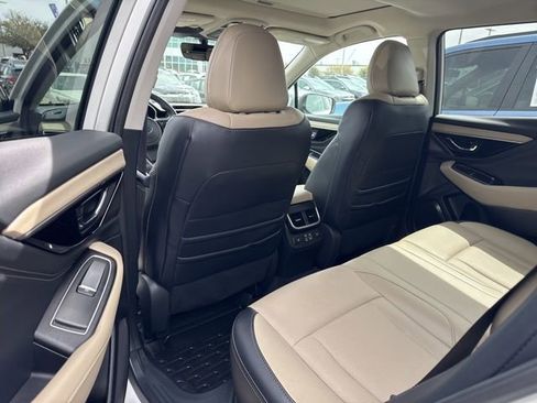 Used 2025 Subaru Outback Limited image 10