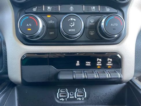 Used 2021 RAM 1500 Laramie AWD/4WD image 23