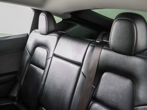 Used 2023 Tesla Model Y Long Range image 22