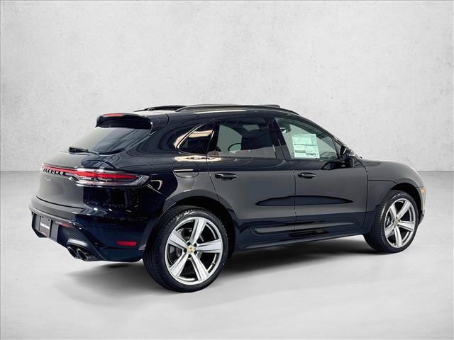 Used 2025 Porsche Macan AWD/4WD image 9