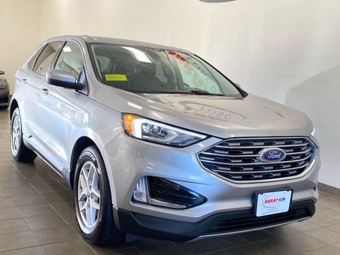 Used 2021 Ford Edge SEL image 2