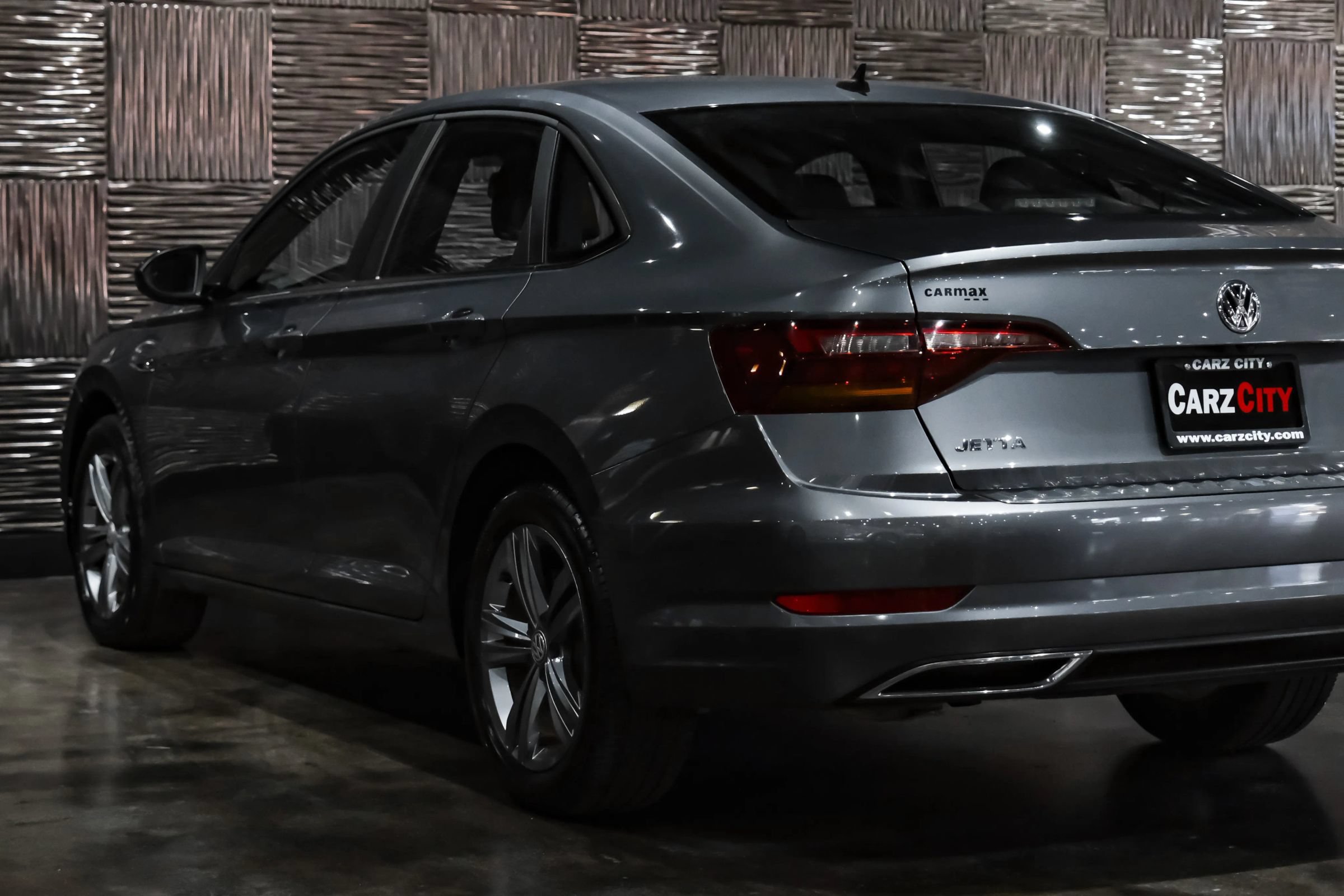 Used 2019 Volkswagen Jetta R-Line FWD image 13