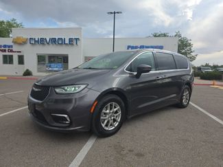 Used 2023 Chrysler Pacifica Touring-L FWD video 1