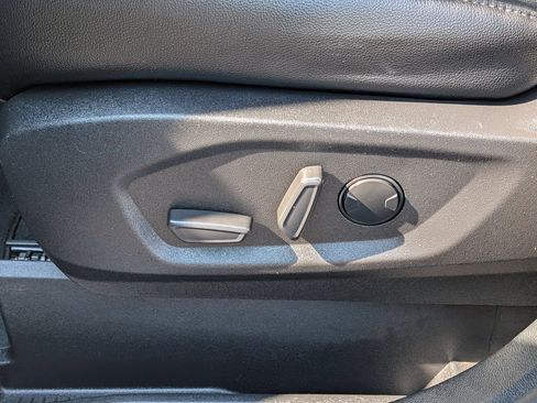 Used 2024 Ford Edge Titanium AWD/4WD image 16