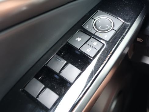 Used 2024 Lexus IS 350 F Sport RWD image 13