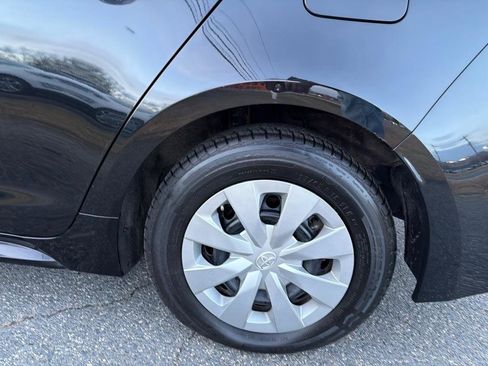 Used 2020 Toyota Corolla L FWD image 33
