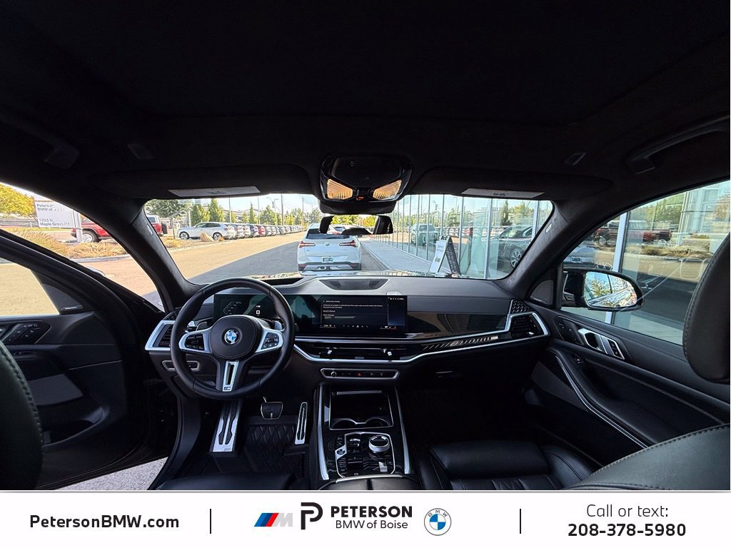 Used 2026 BMW X7 M60i AWD/4WD image 27