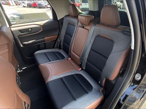 Used 2024 Ford Bronco Sport Outer Banks AWD/4WD image 10