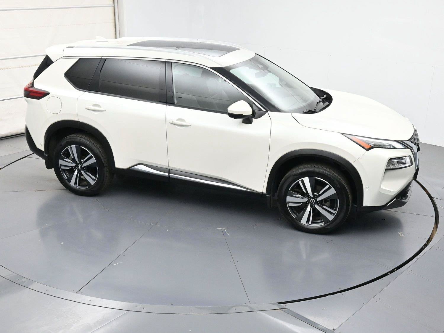 Used 2023 Nissan Rogue SL w/ SL Premium Package AWD/4WD image 34