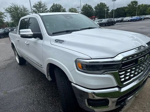 Used 2025 RAM 1500 Limited AWD/4WD image 3