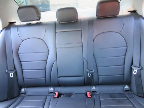 Used 2015 Mercedes-Benz C 300 Sedan image 39