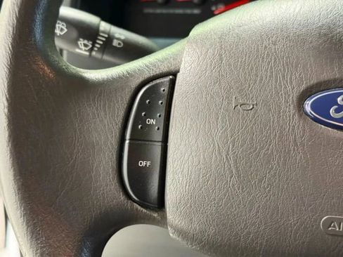 Used 2008 Ford E-350 and Econoline 350 Extended Super Duty image 15